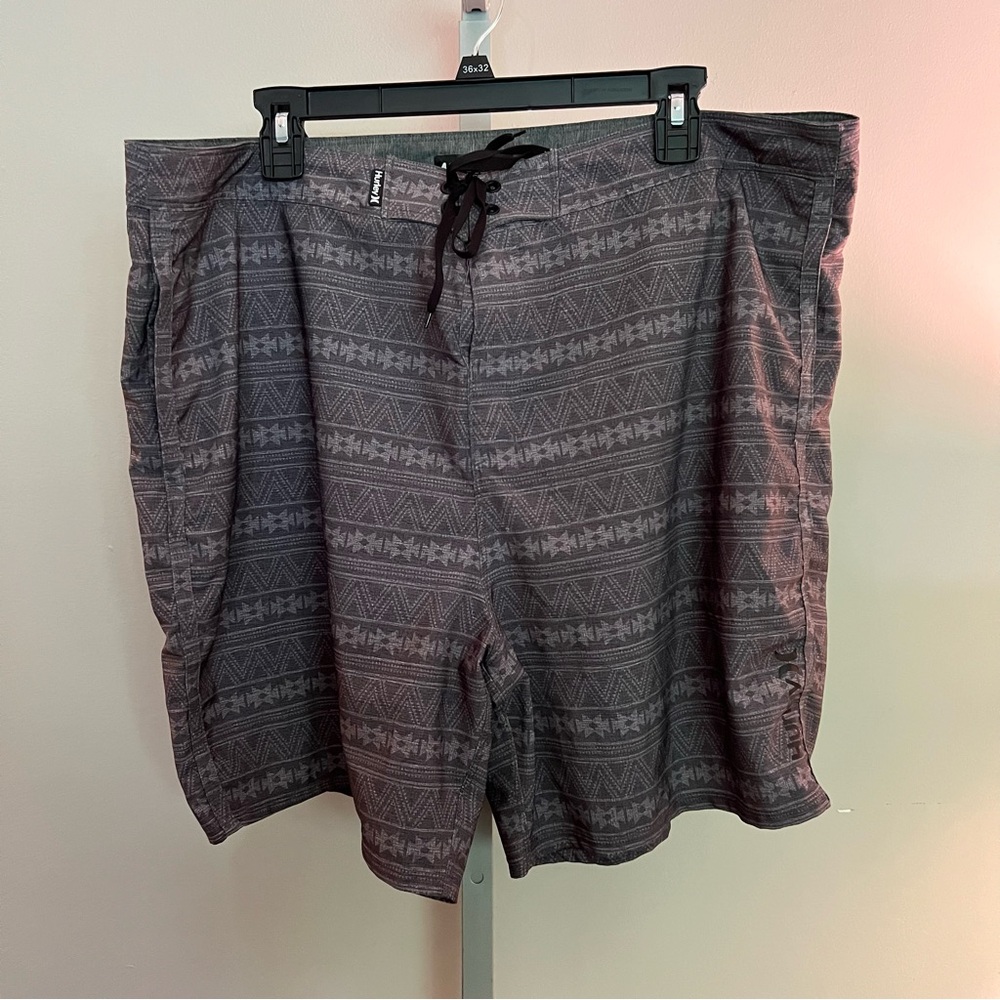 Men's Hurley Phantom Boardshorts - Size 40